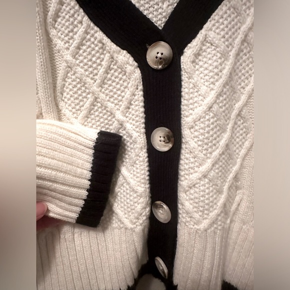LAST CHANCE Sale!! Cream Knit Cardigan - Picture 2 of 4